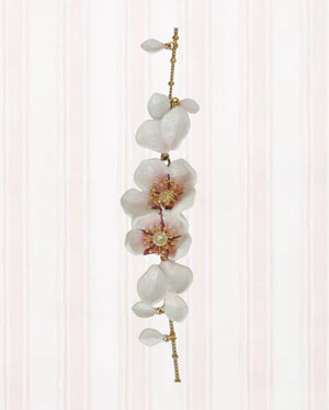 JAPANESE WHITE CHERRY BLOSSOM AND PETALS THIN BRACELET
