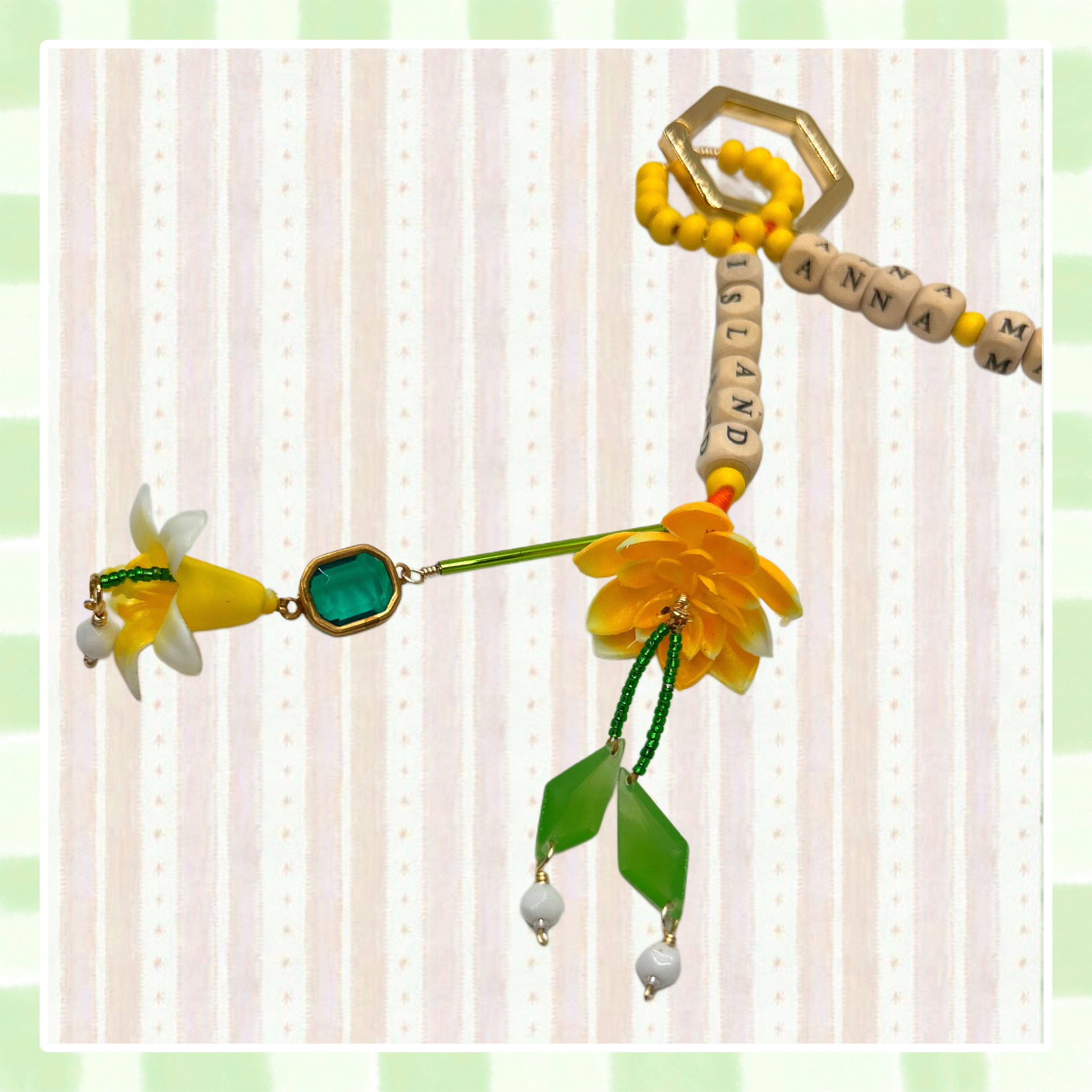 PERRY PARROT CHARM ~ GREEN