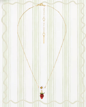 SMALL STRAWBERRY AND WHITE FLOWER NECKLACE