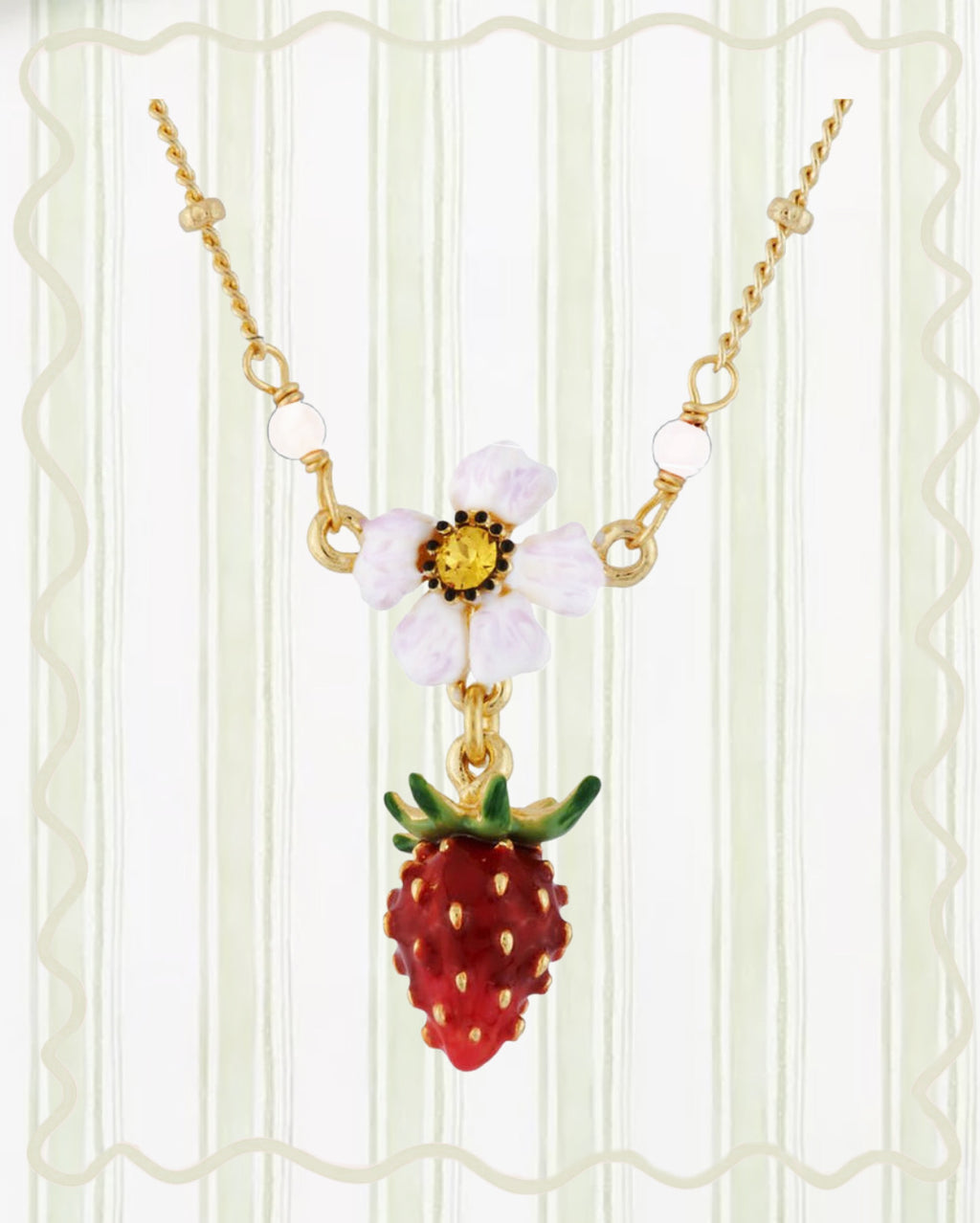SMALL STRAWBERRY AND WHITE FLOWER NECKLACE