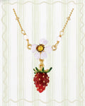 SMALL STRAWBERRY AND WHITE FLOWER NECKLACE