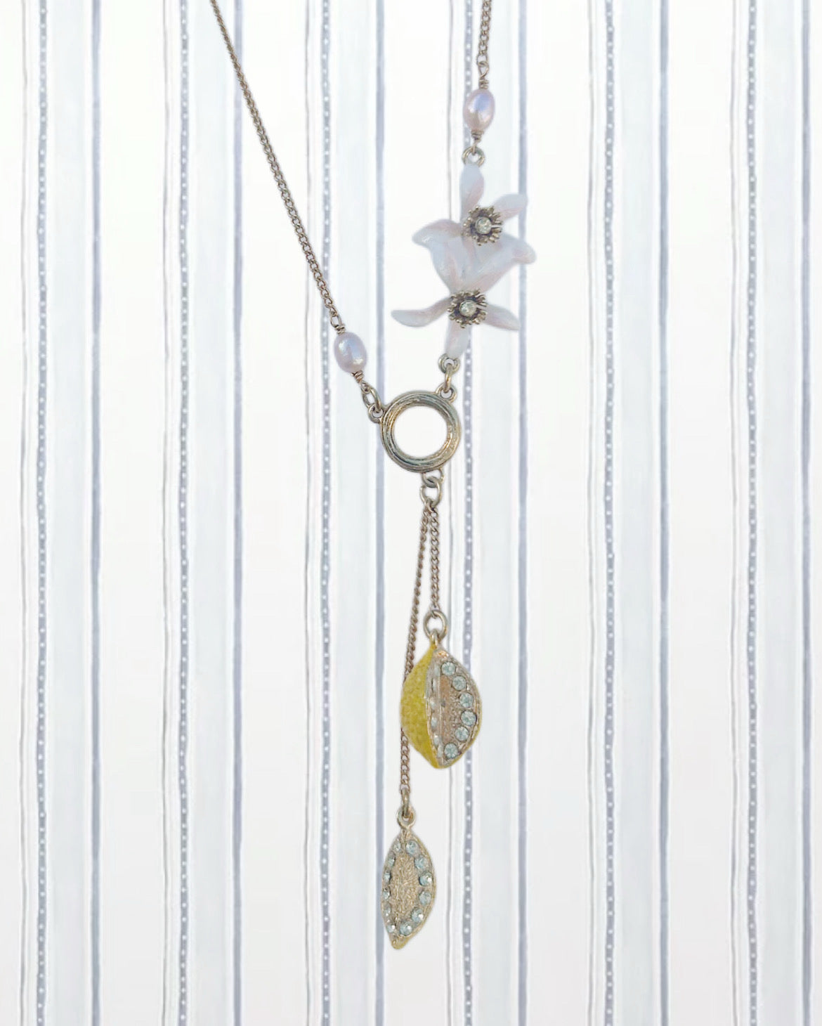 LEMON AND LEMON BLOSSOMS PENDANT NECKLACE