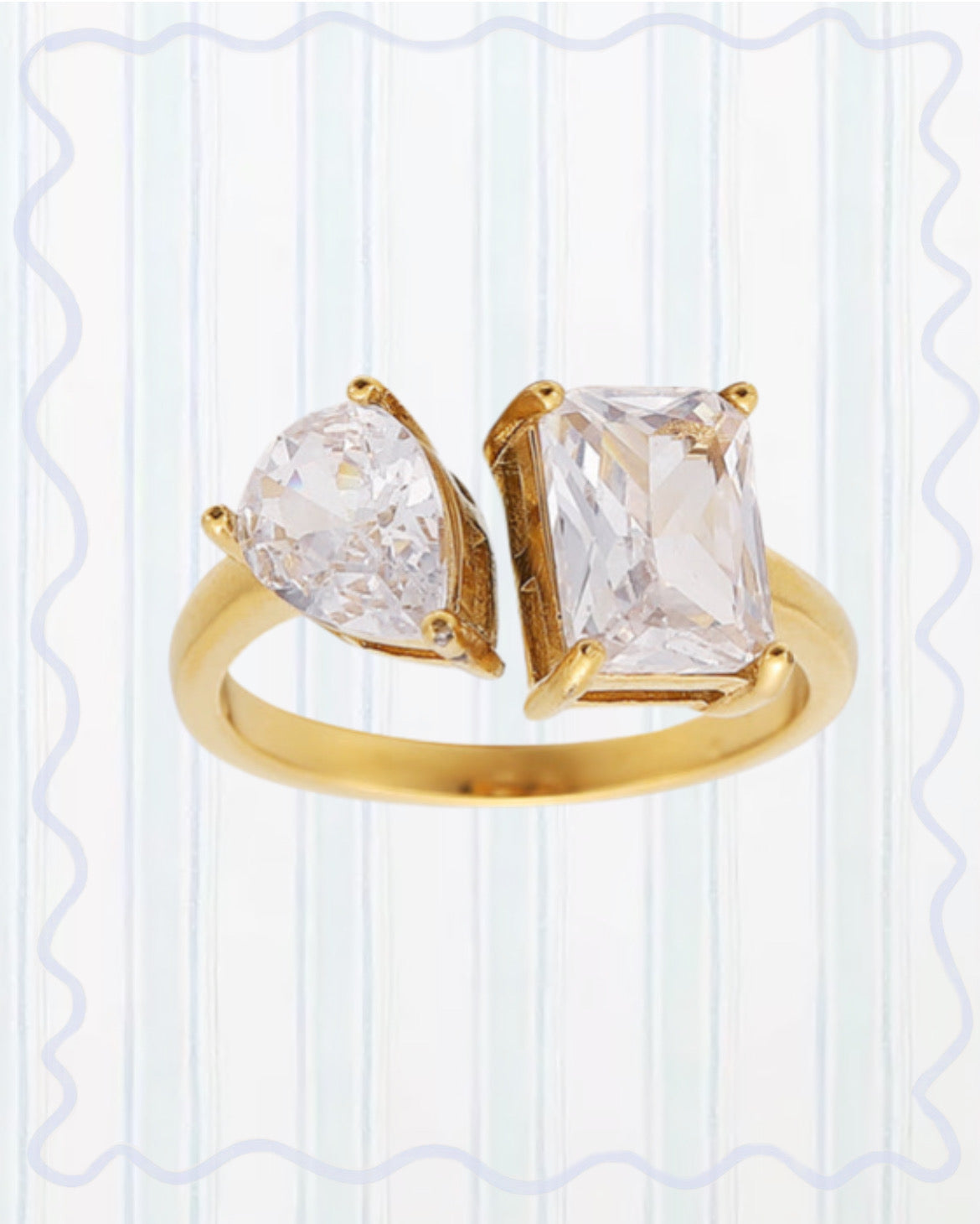 ELARA RING