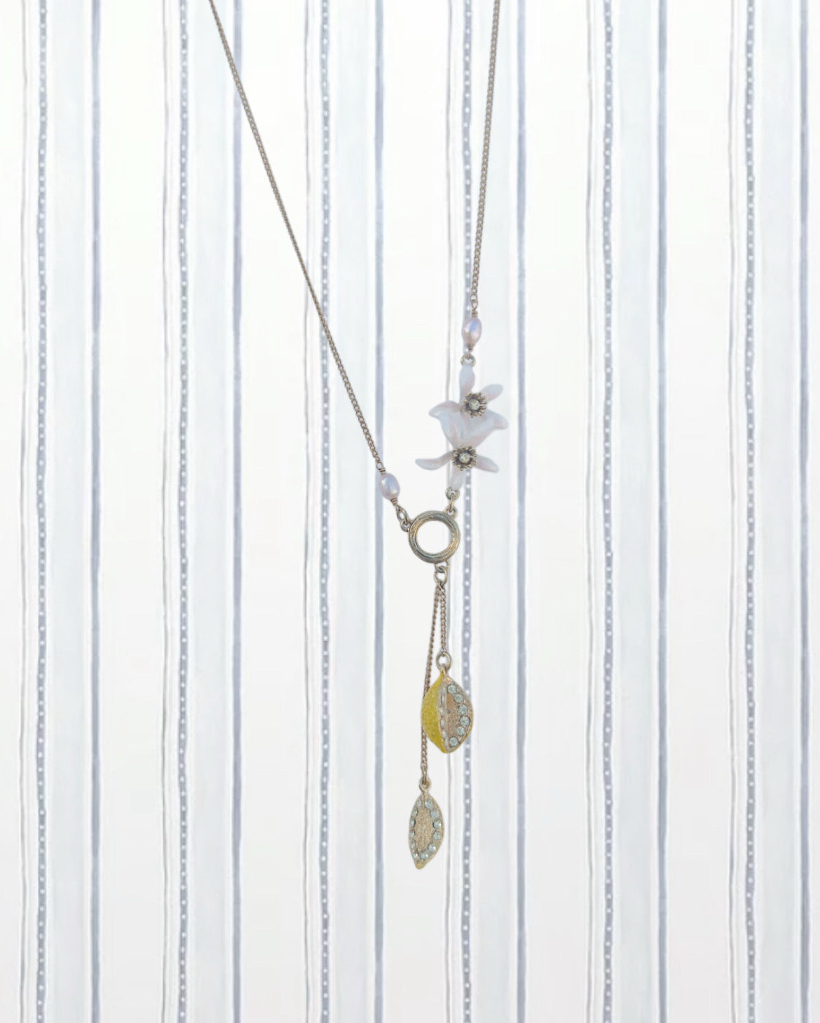 LEMON AND LEMON BLOSSOMS PENDANT NECKLACE