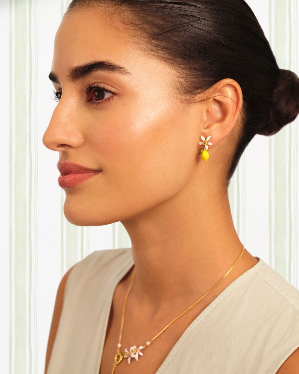 LEMON AND WHITE FLOWER EARRINGS