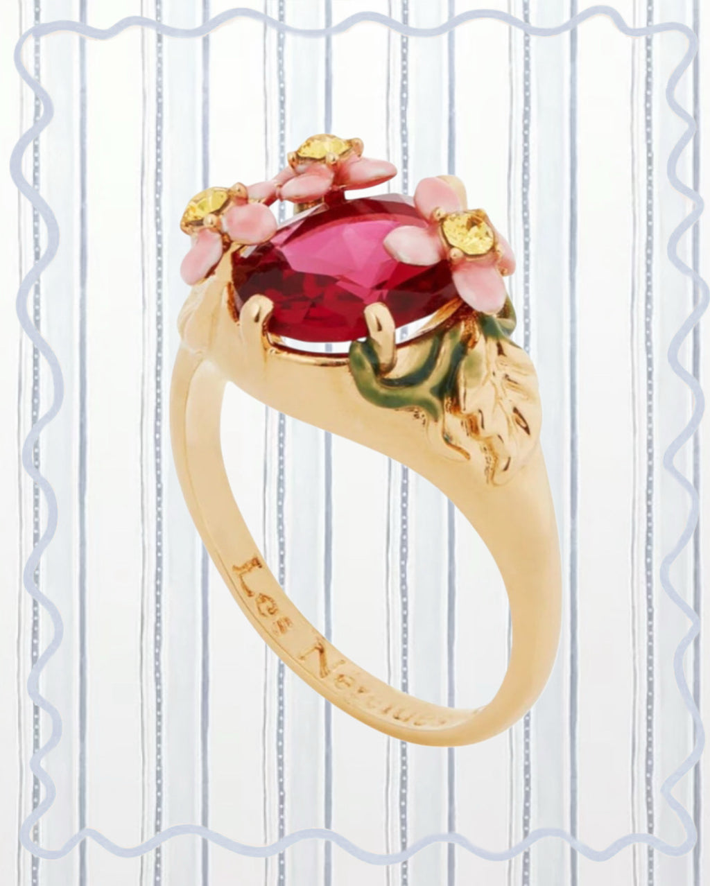 PINK FACETED GLASS AND PINK FLOWER COCKTAIL RING
