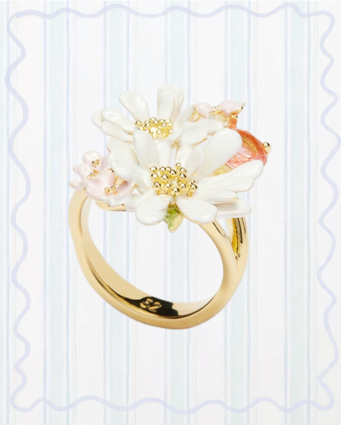 FLOWER BOUQUET AND ROUND STONE COCKTAIL RING